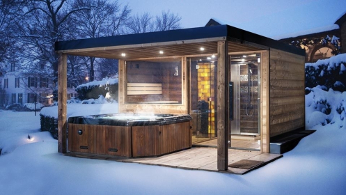 wellness house with jakuzzi